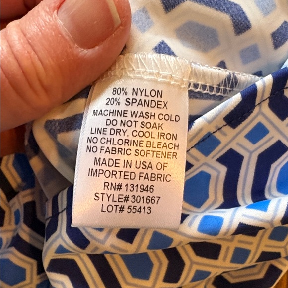 Jude Connally sz L Belinda Terrace Geo BorderBeacon Blue NWT top - Picture 11 of 12
